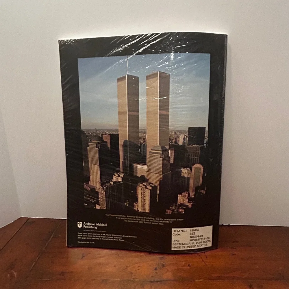 Andrews McMeel September 11 2001 Book Newspaper Front Pages New Sealed 9/11